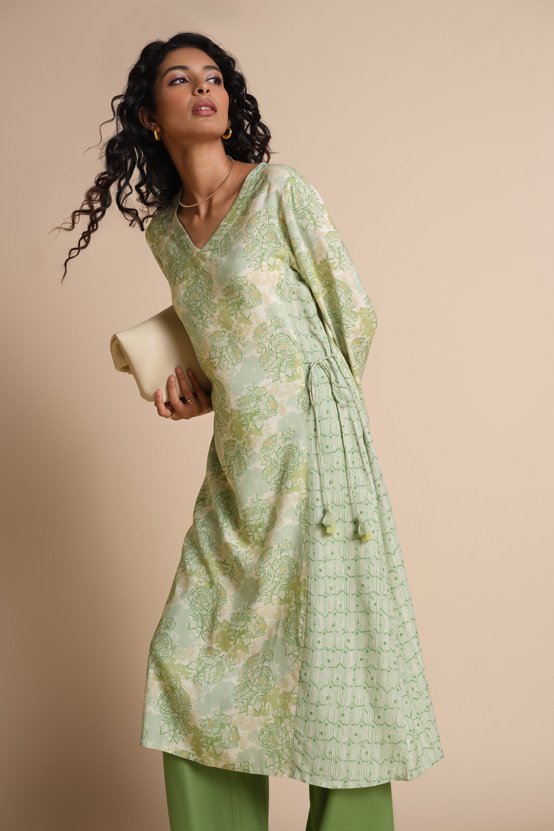 Araya Kurta, Sage Green, image 3